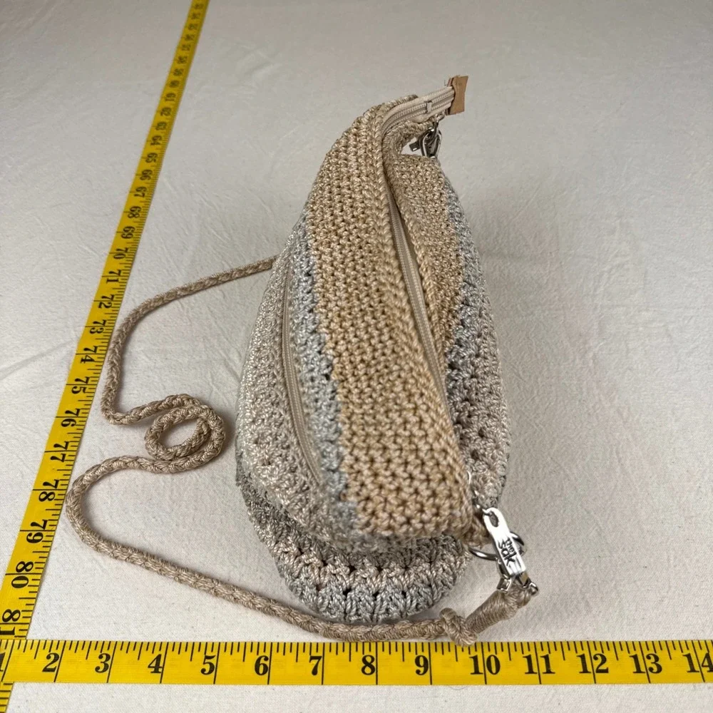 The Sak Crochet Crossbody Bag Womens Medium Beige Indie Ombre Boho Tassel Purse